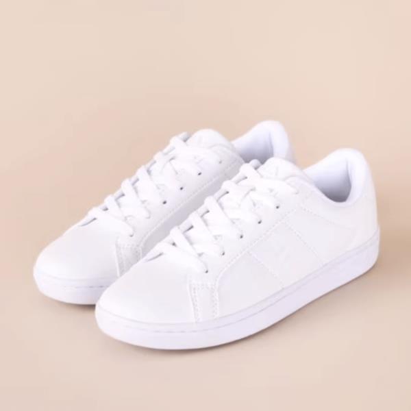 Fila Avellino Tennis Sneakers.