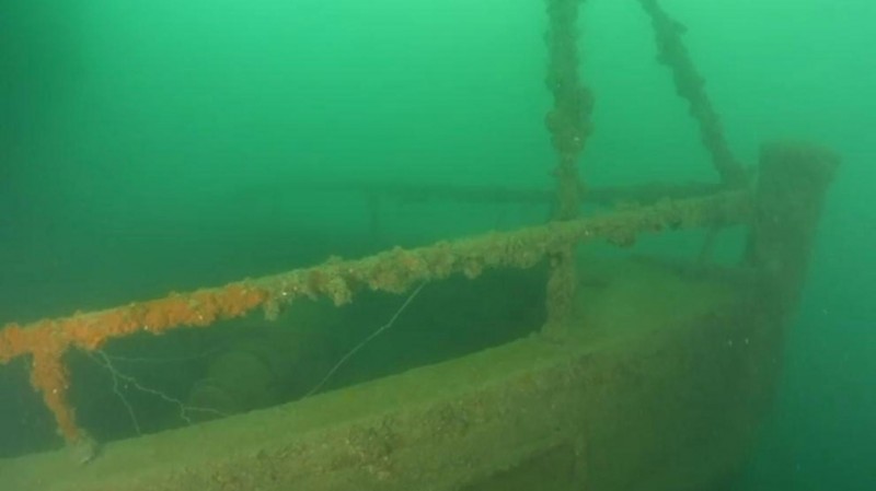 Pilot graduates earn highest salaries in country