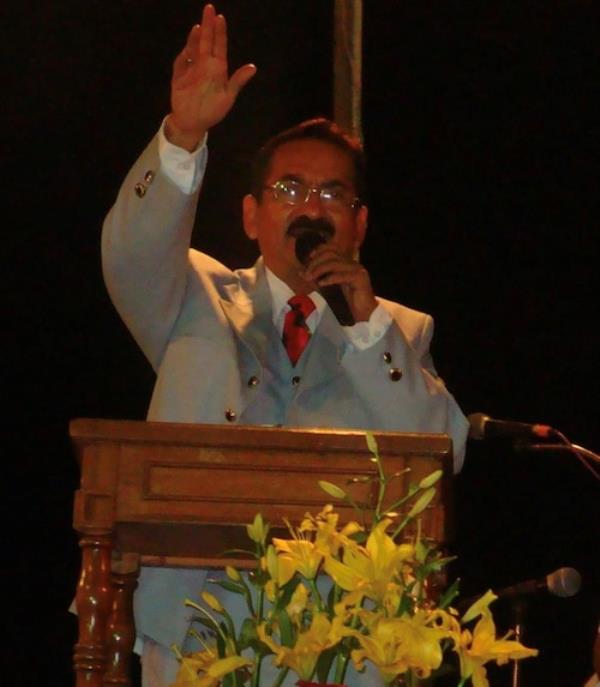 Isaac Cruz