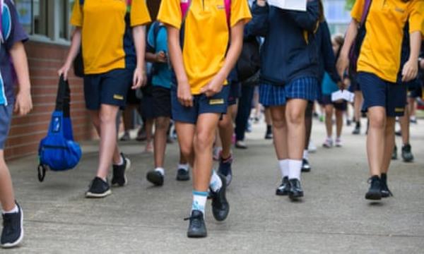 Prof Pasi Sahlberg says Australian students will on average spend more time in classrooms over the course of the schooling than students in any other OECD nation.