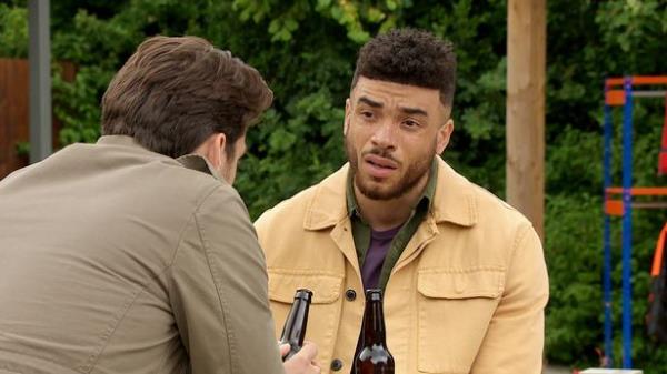 Viewers believe Nate could be the father of Chloe's baby