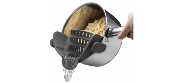 Kitchen Gizmo Snap N' Strain on white background