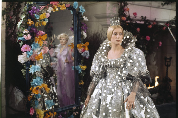 Catherine Deneuve in Jacques Demy’s 1970 fairy tale film Peau d’ane (Do<em></em>nkey Skin).